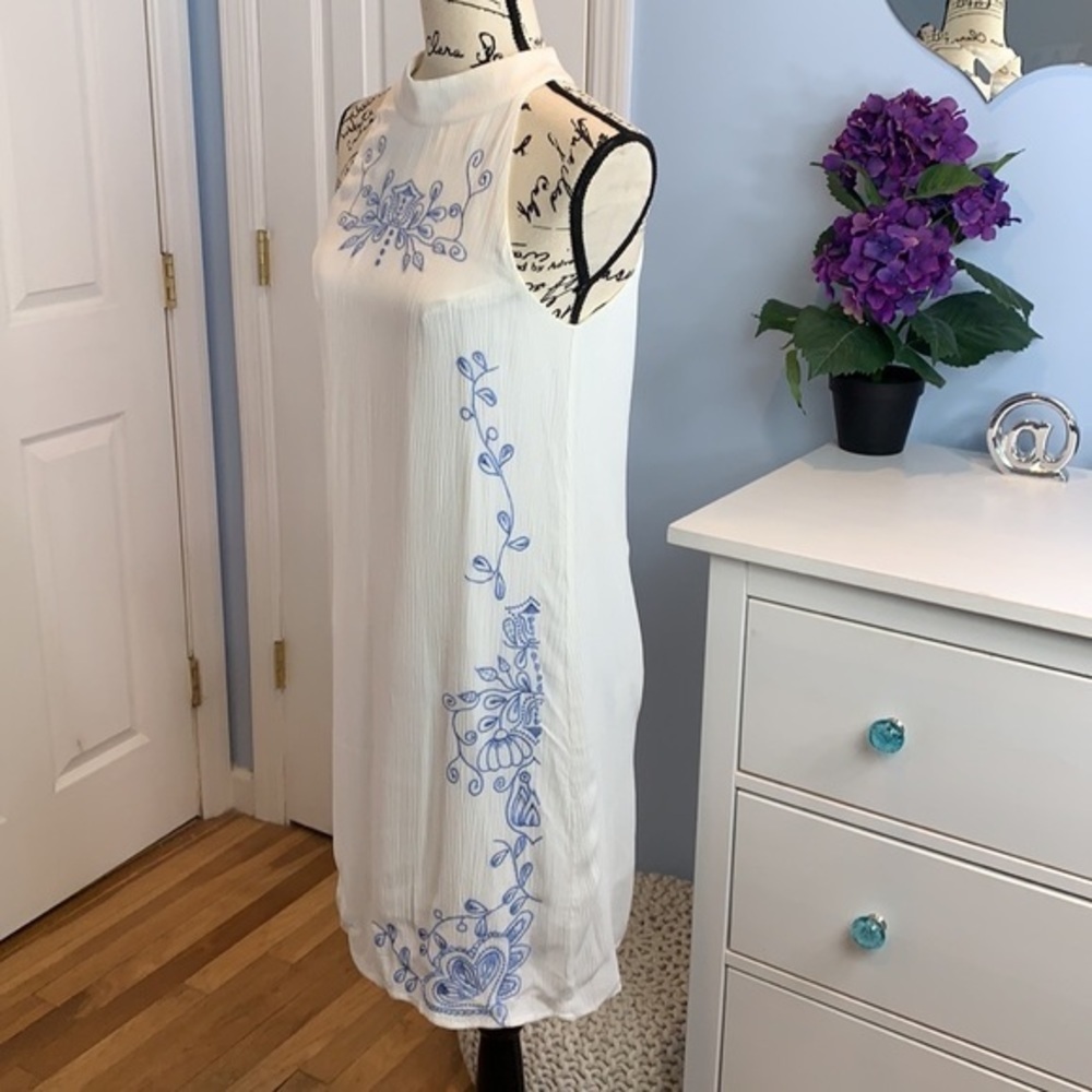 Roberta Embroidered Shift Dress XS - Picture 4 of 6